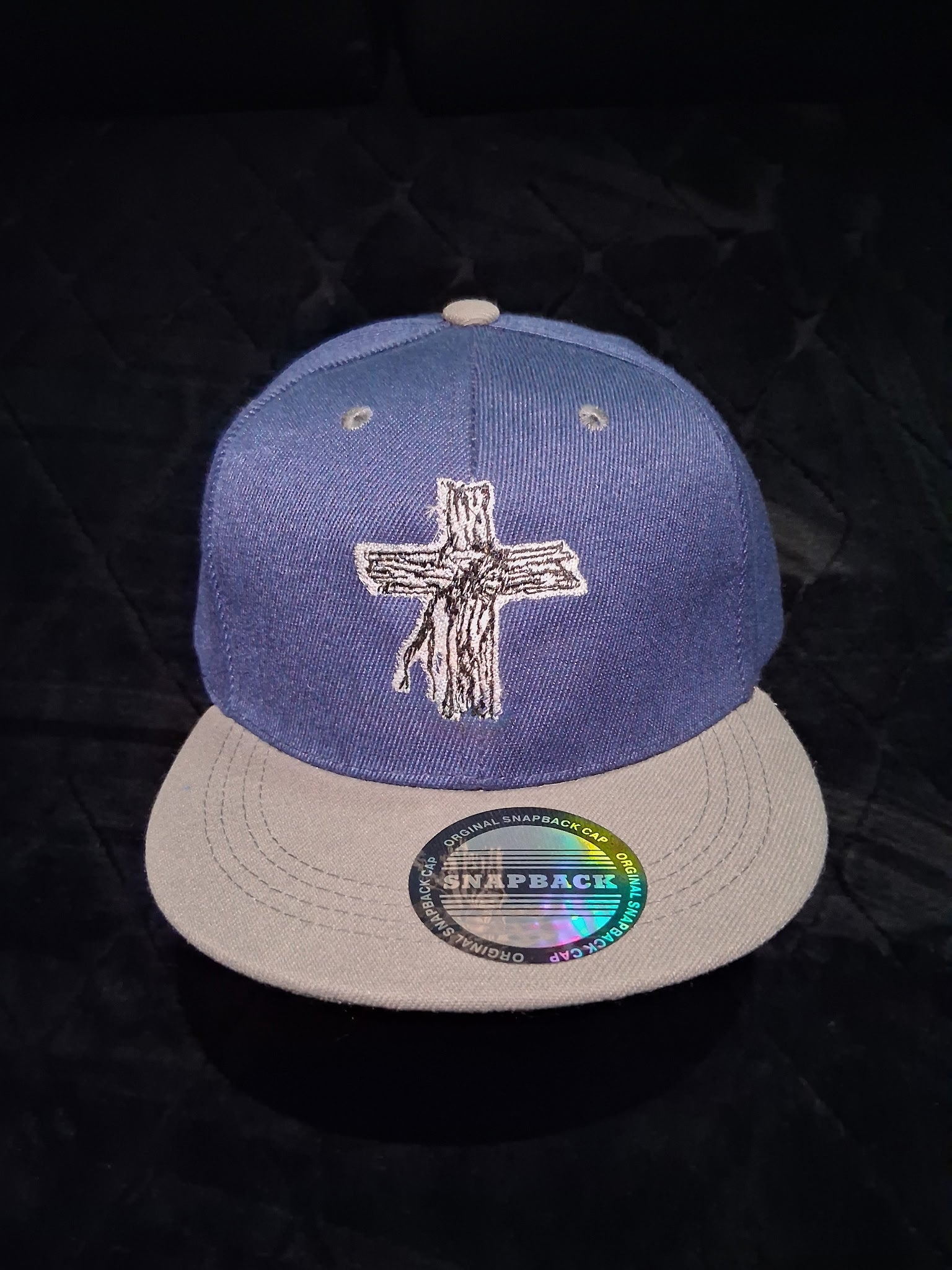 CrownCollection: Cross